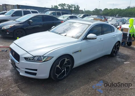 2018 Jaguar Xe 35T Portfolio Limited Edition из США, поврежденный, VIN SAJAH4EV4JCP17110